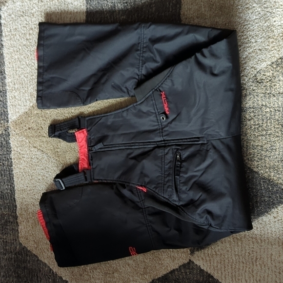 Arctix Youth Size Medium Snowbib Black Red - Picture 1 of 8